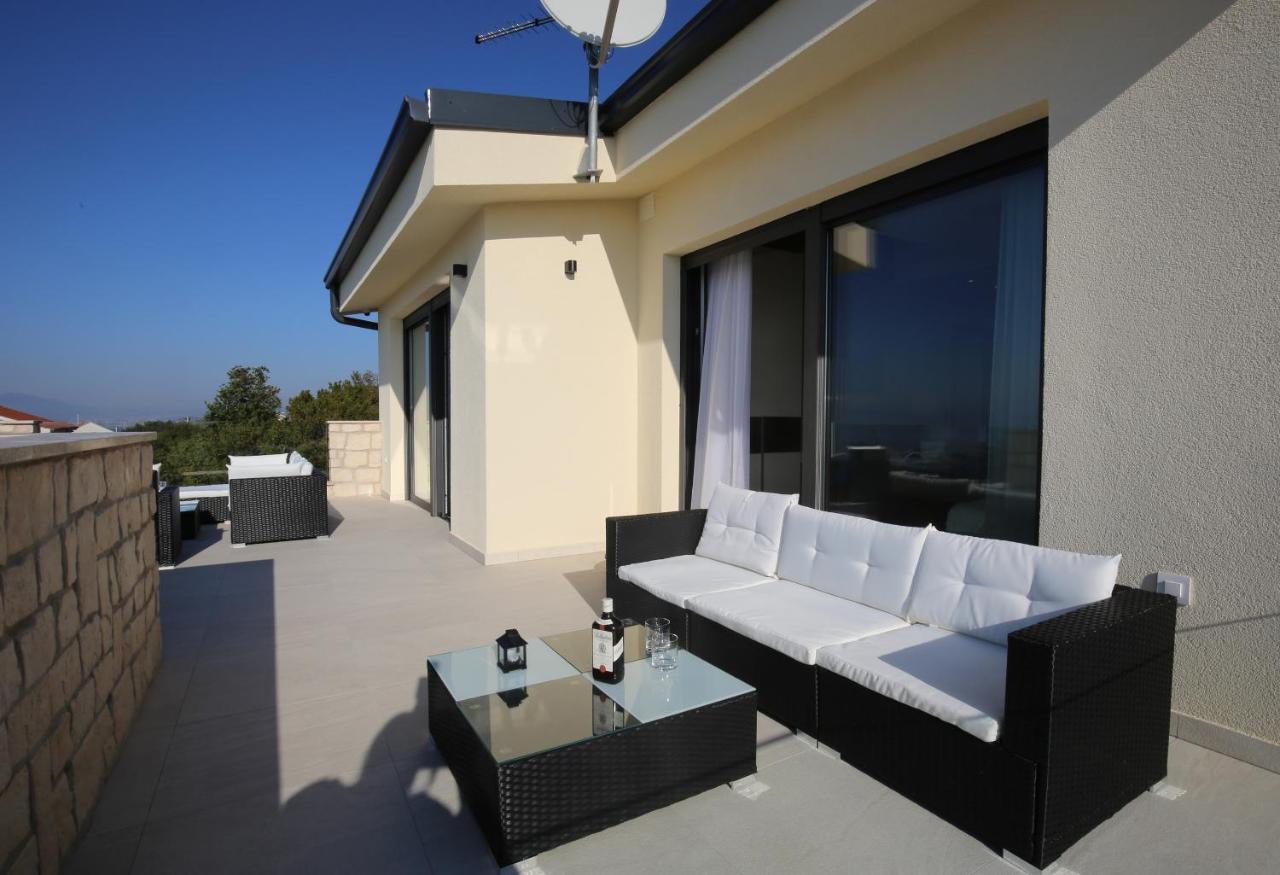 Villa Infinity Smrika Bagian luar foto