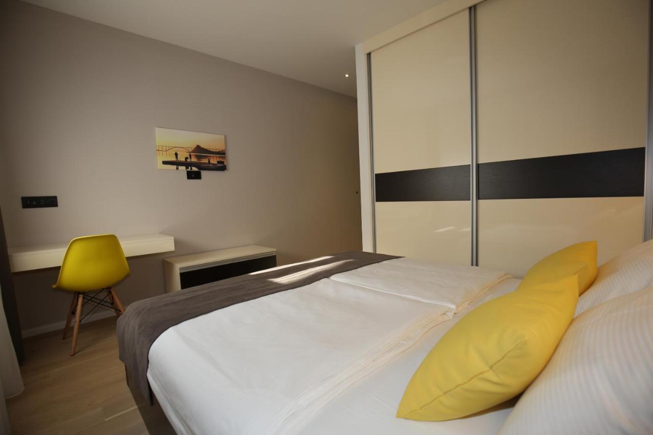 Villa Infinity Smrika Bagian luar foto