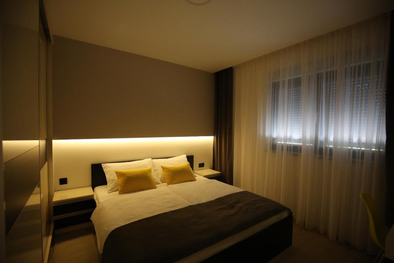 Villa Infinity Smrika Bagian luar foto