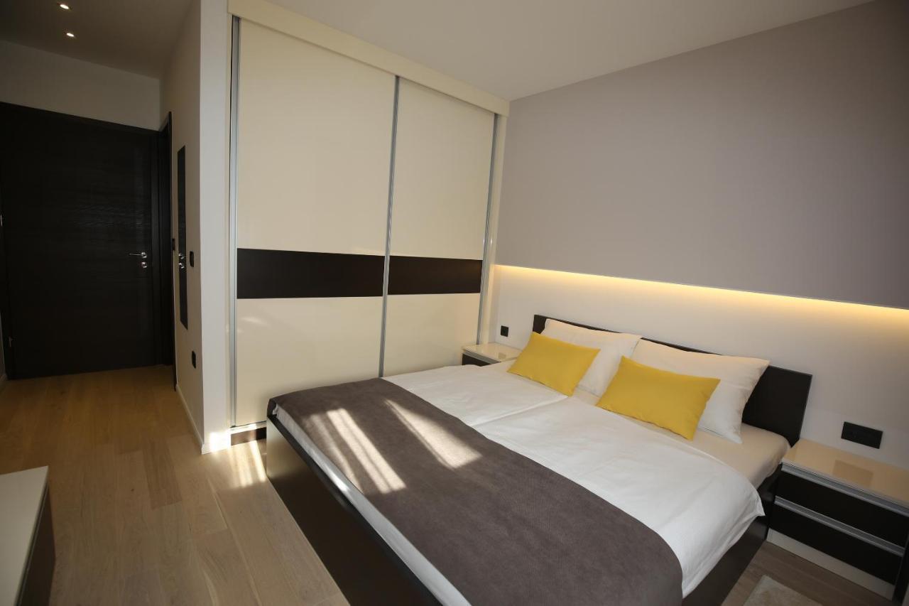 Villa Infinity Smrika Bagian luar foto